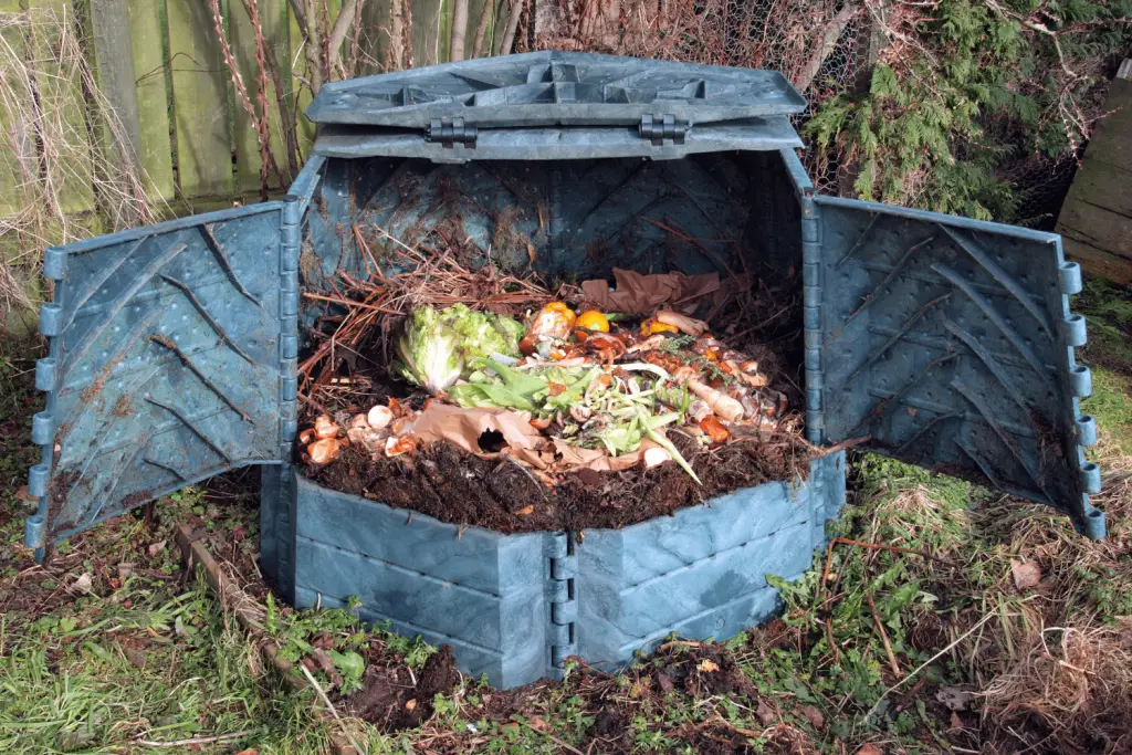 where to place compost bin